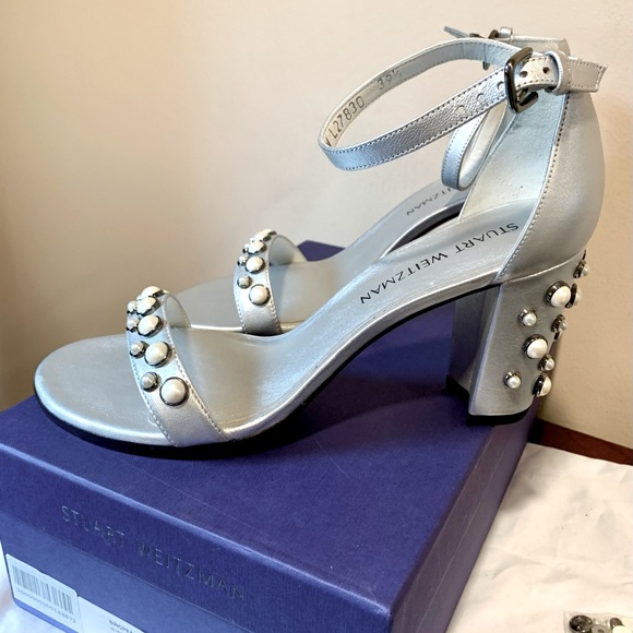 Stuart Weitzman Metallic Silver Bing Pearl Sandals - Picture 2 of 6